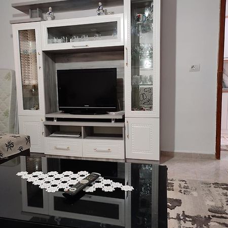 Guest House Eloid Berat Exterior foto