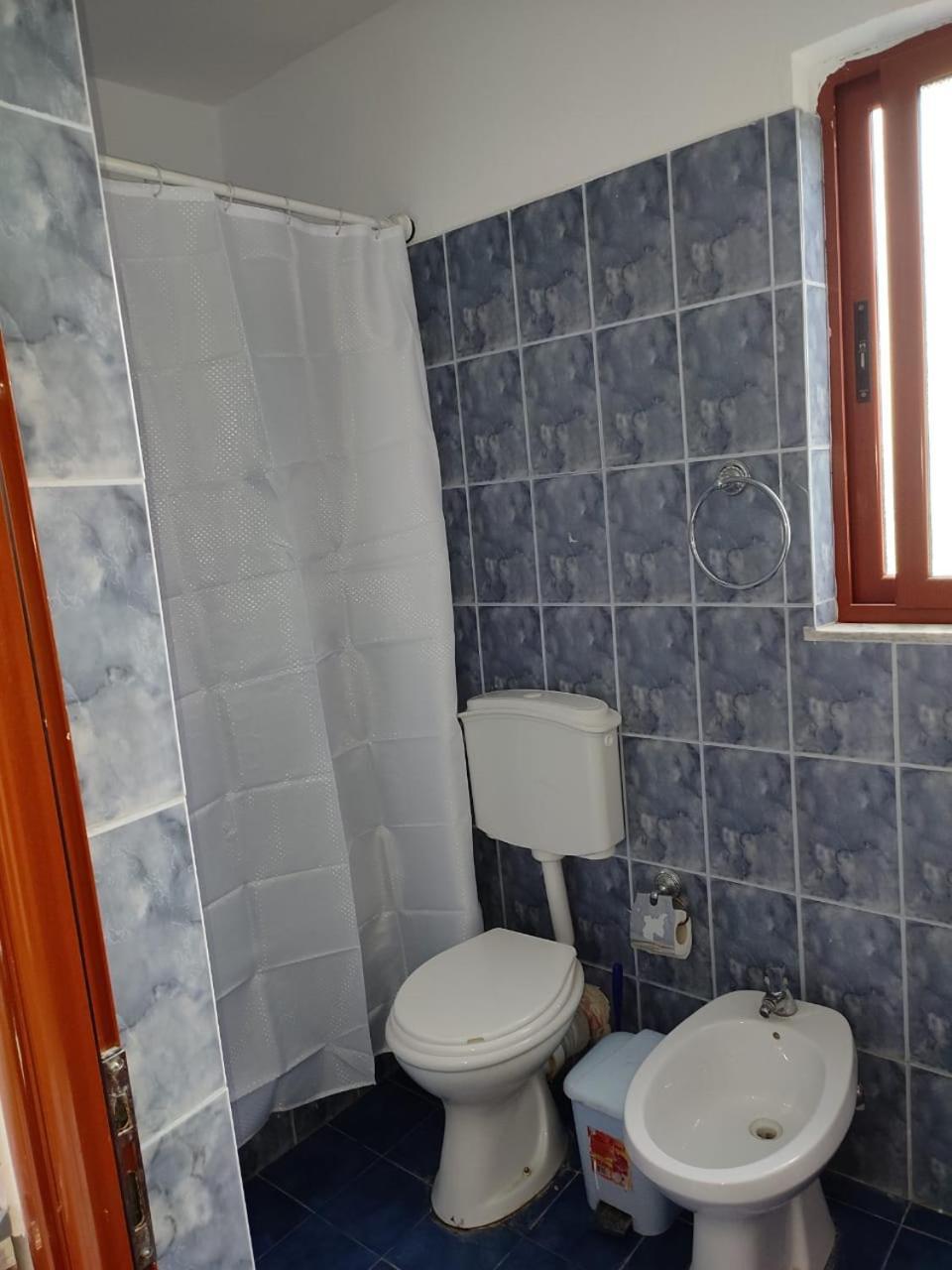 Guest House Eloid Berat Exterior foto